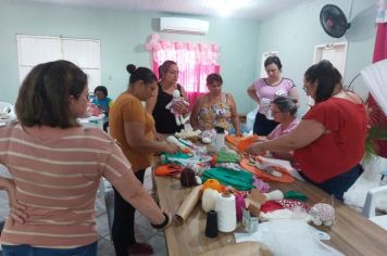 Curso de Bonecos de Pano capacita 11 mulheres