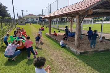 Secretaria de Educação investe na formação pedagógica e intensifica melhorias nas escolas municipais há seis meses