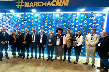 Prefeitos da AMCSERRA defendem a fumicultura em Brasília