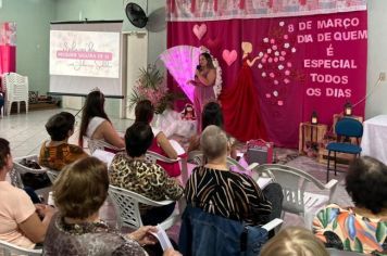 Dia da Mulher reúne mais de 100 mulheres em evento no CRAS