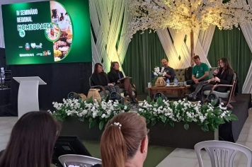 Secretário de saúde de Novo Cabrais participou de seminário sobre homeopatia