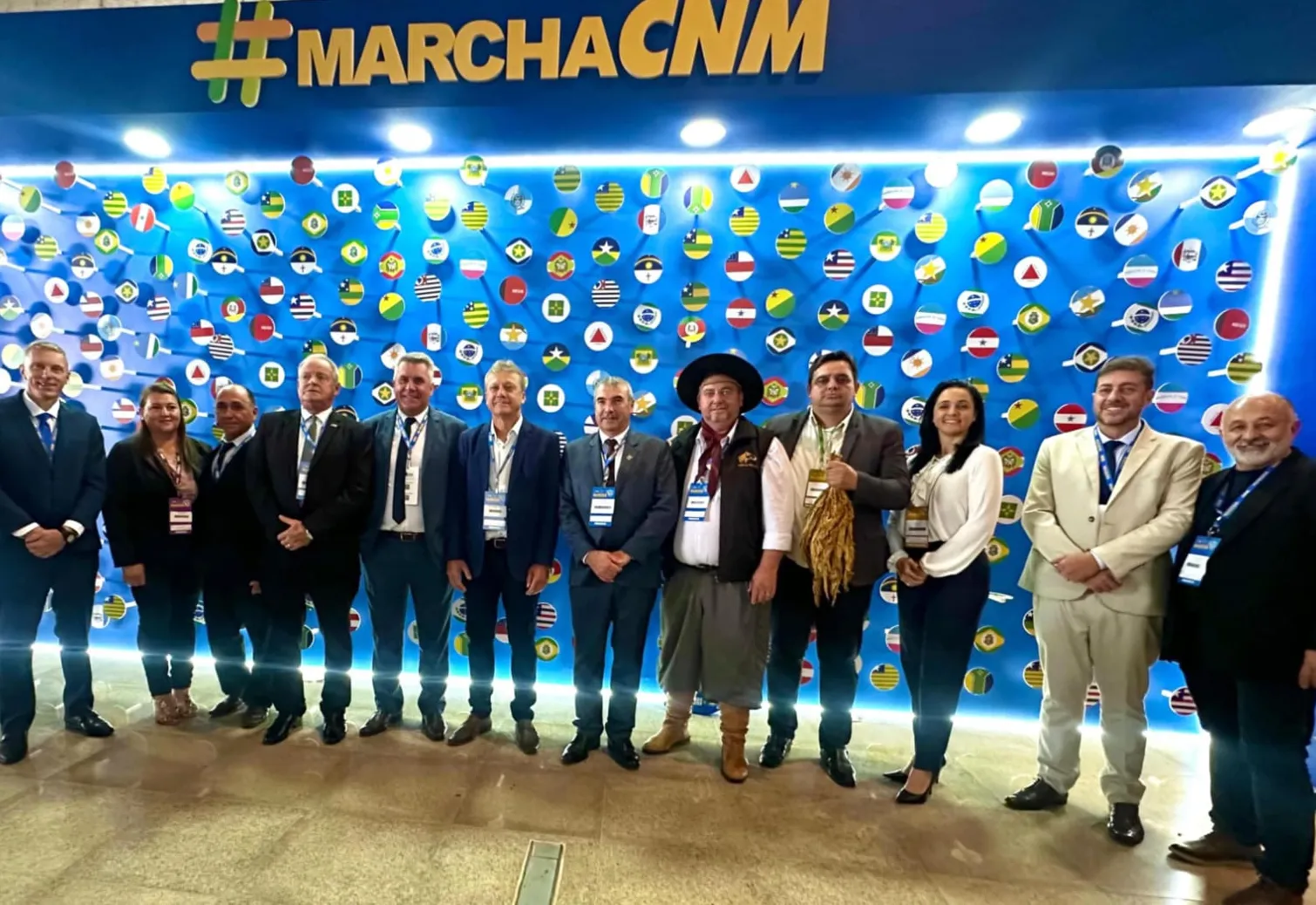 Prefeitos da AMCSERRA defendem a fumicultura em Brasília