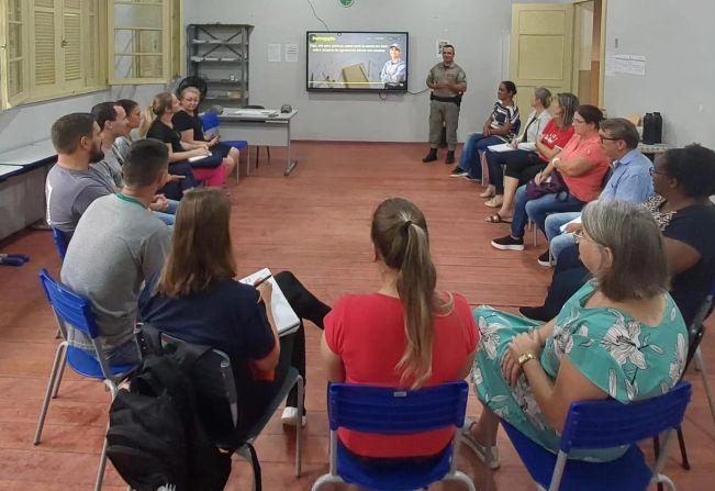 Palestra da Brigada Militar reforça apoio à educação